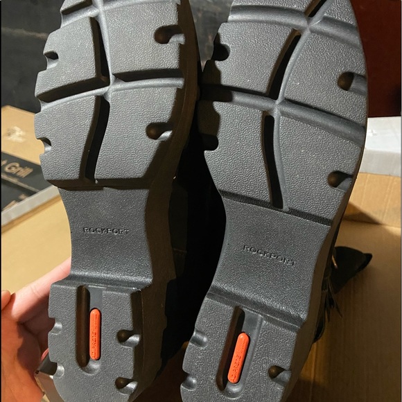 Boots - Picture 4 of 6